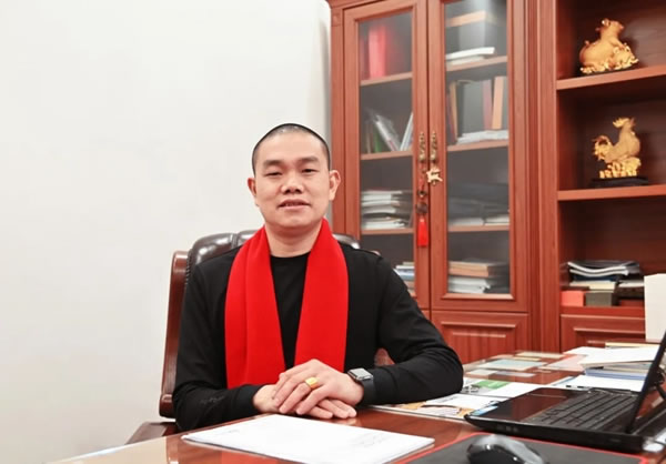 贵朝全屋定制·新年致辞 | 贵朝董事长谢新：春来征程万里阔 扬帆奋进正当时