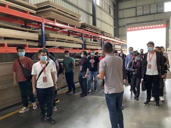 1新全屋定制全国城市合伙人招募会圆满落幕